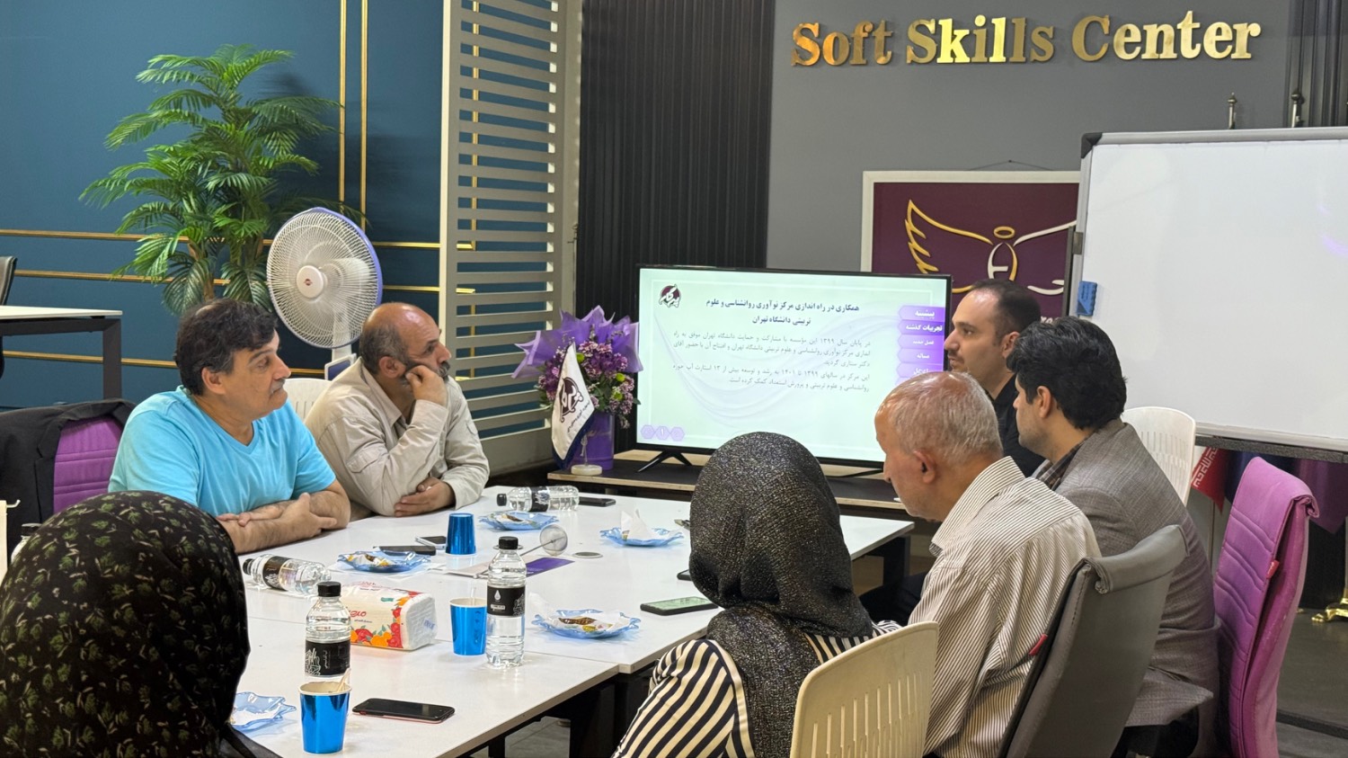 حضور دکتر علیرضا افشاری در مرکز نوآوری ، استعدادیابی و توانمندسازی پرگار